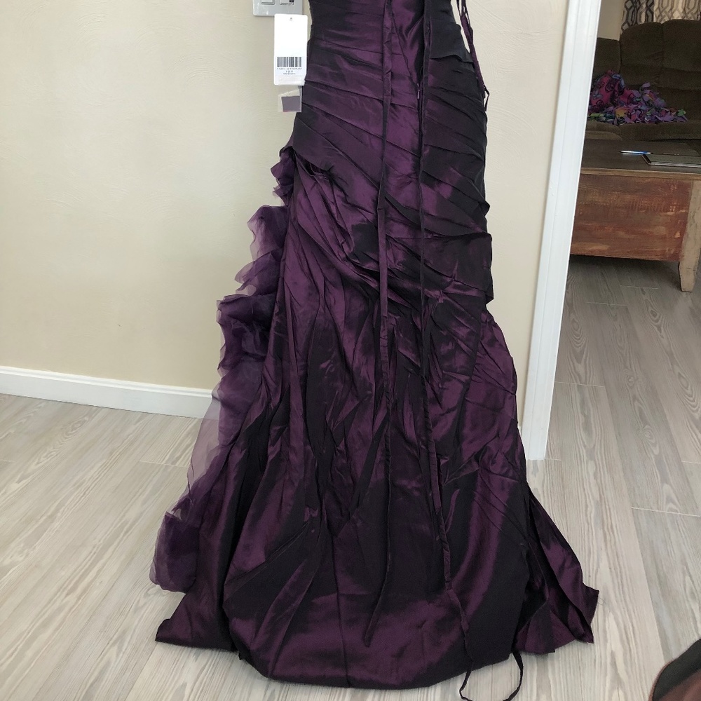 Eggplant Vertical Ruffles - Picture 4 of 14